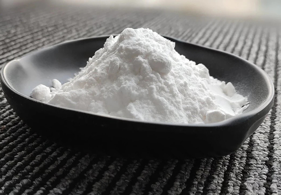 Poudre d'allantoïne de qualité cosmétique CAS 97-59-6 pour une utilisation sûre dans les soins de la peau